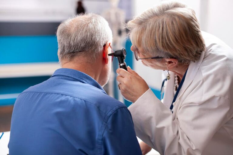 اختبار الاتزان الأذن