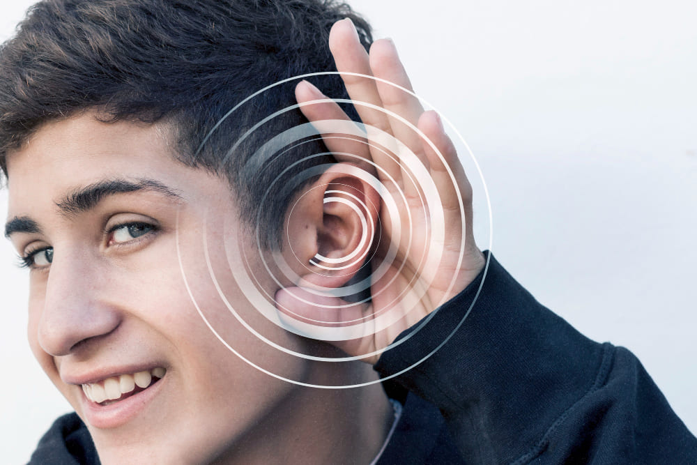 أيهما أفضل السماعات الطبية أم زراعة القوقعة؟